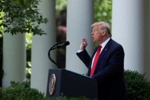 Ο Τραμπ θα ανακοινώσει μια "δυνατή απάντηση" στην Κίνα για το Χονγκ Κονγκ