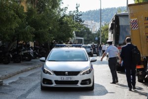 "Ήταν γλοιώδης και αντιπαθής ο Μίχος": Κάτοικοι της γειτονιάς στον Κολωνό περιγράφουν τον 53χρονο