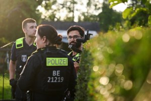 Φρίκη στον Βόλο: Στο εδώλιο 51χρονη μητέρα για παιδική πορνογραφία της ανήλικης κόρης της