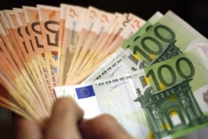 Αδήλωτα χρήματα πολλών εκατομμυρίων ευρώ εντοπίστηκαν σε τραπεζικούς λογαριασμούς φορολογούμενων - εικόνα 4