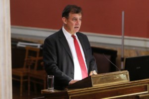 Αναστάτωση στη Σαλαμίνα: Αγνωστοι ακύρωναν τα ραντεβού πολιτών για εμβολιασμό - Μηνύσεις και εμπλοκή της ΕΛ.ΑΣ.