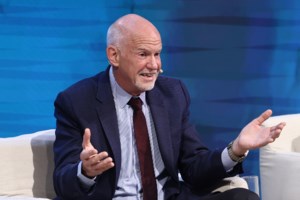 Ολάντ: "Εγώ, που έσωσα την Ελλάδα..." - Οι προειδοποιήσεις του πρώην προέδρου για να μην εκτροχιαστεί το χρέος της Γαλλίας