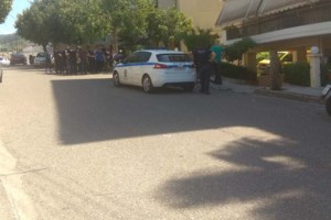 Σοκ στη Χαλκίδα: 35χρονος έπεσε στο κενό από μπαλκόνι του 5ου ορόφου