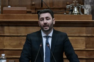 Δημοσκόπηση Marc: Ανοίγει η "ψαλίδα" μεταξύ ΝΔ - ΣΥΡΙΖΑ - O Ανδρουλάκης "ροκανίζει" την Κουμουνδούρου