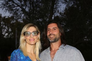 Ζέτα Δούκα: Δακρυσμένη στην τελετή για τους 104 νεκρούς στο Μάτι [Βίντεο] - εικόνα 6