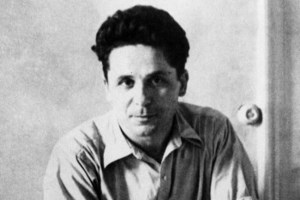 Viral η υπόθεση... "Παπαρατσένκο" - Τρολάρει ο ιστορικός: "Η ΕΣΣΔ μου πρόσφερε δωρεάν εμβόλιο εφ' όρου ζωής κατά του κομμουνισμού" - εικόνα 2