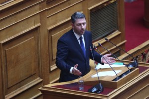 "Η κυβέρνηση Μητσοτάκη είναι μόνη της - Ειμαστε πιο δυνατοί": Ξεσπά ο πατέρας του 27χρονου Δημήτρη που σκοτώθηκε στα Τέμπη