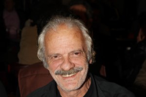 Ρετρό κλικ: Ο αξέχαστος Θανάσης Βέγγος με τη σύζυγό του, Ασημίνα, την ημέρα του γάμου τους - εικόνα 3