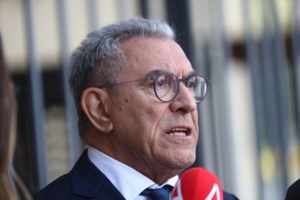 Μαρινάκης για Τέμπη: Ποιον να συγκαλύψουμε και γιατί; - Δεν υπάρχει κανένα στοιχείο για δόλο στο "μπάζωμα"