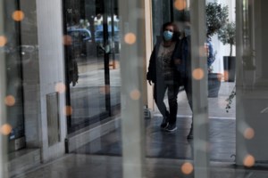 Κορονοϊός - Χαρδαλιάς: Έκκληση για τήρηση των μέτρων στη Δυτική Αττική - Εκατοντάδες τα ενεργά κρούσματα - εικόνα 2