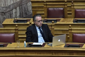 Τέως βασιλιάς Κωνσταντίνος: Στην κηδεία και ο Αντώνης Σαμαράς μαζί με τη σύζυγό του