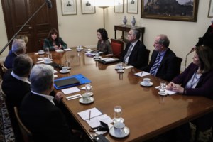 Επίσημη επίσκεψη της Κατερίνας Σακελλαροπούλου στη Γερμανία: Συναντήσεις κορυφής και ξενάγηση στην Πινακοθήκη