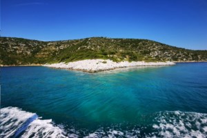 Όλα όσα αλλάζουν στις παραλίες με τις αυθαίρετες κατασκευές- Πότε τετραπλασιάζεται το πρόστιμο - εικόνα 2