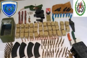 Οπλοστάσιο σε σπίτι στο Αγρίνιο: Βαλλιστική έρευνα για δύο πολεμικά όπλα και ένα περίστροφο - εικόνα 2