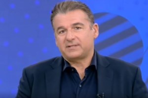 Πρωτοφανές ξέσπασμα Λιάγκα on air: Είμαι μέχρι εδώ - Σας ακούω τόσα χρόνια να λέτε μαλ@@@ [Βίντεο]