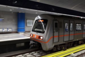 Καραμανλής: Ως 31 Οκτωβρίου η μείωση των εισιτηρίων στα ΜΜΜ - Τι θα γίνει με τις πτήσεις