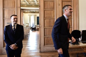 Χάρης Δούκας στον Guardian: Πώς θα επιβιώσει η Αθήνα από το κύμα ακραίου καύσωνα - εικόνα 2