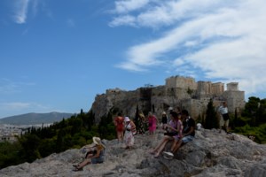 Άνοιξε η πλατφόρμα "Τουρισμός για όλους"- Ποιοι δικαιούνται επιδότηση για διακοπές σε 5στερα ξενοδοχεία - εικόνα 2