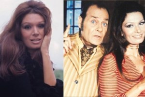 Σπάνια φωτό: Ο Παπαμιχαήλ ανάμεσα στις δύο συζύγους του, Αλίκη Βουγιουκλάκη και Νανά Ειλικρινή