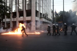 Κώστας Κ: Από την κατάληψη στο γραφείο του Γαβρόγλου, στα επεισόδια και μετά στη...Νομική [Εικόνες]