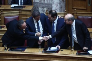 Προϋπολογισμός 2024: Πόση είναι η αύξηση στους μισθούς των δημοσίων υπαλλήλων, πόσο αυξάνονται οι συντάξεις - εικόνα 2