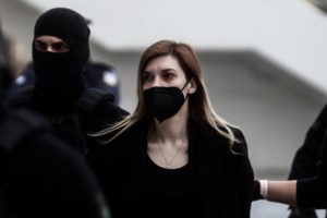 Διακοπές σε σκάφος με καλή παρέα για την Αγγελική Νικολούλη [εικόνες] - εικόνα 3