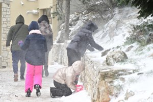 Meteo: Τα χιόνια "σκέπασαν" τη δυτική και κεντρική Μακεδονία - Δείτε εικόνα από δορυφόρο