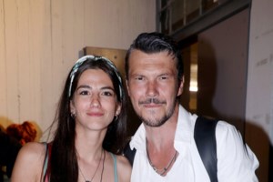 Συγκινεί ο Ιωάννης Παπαζήσης: "Μέσα από τον γιο μου γίνομαι καλύτερος άνθρωπος" [βίντεο]