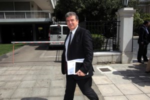 Ξεκάθαρο μήνυμα Χρυσοχοΐδη: Ο νόμος για τις συναθροίσεις θα εφαρμοστεί - εικόνα 2