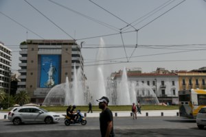 Πακιστάν: Τουλάχιστον ένας επιζών από τη συντριβή του αεροσκάφους -  Φόβοι για εκατόμβη νεκρών [Εικόνες] - εικόνα 10