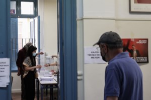 Όλα όσα πρέπει να γνωρίζετε για τις εκλογές - Πού ψηφίζουμε, οι νέοι ψηφοφόροι, η εμπλοκή με τους ετεροδημότες και οι διερευνητικές