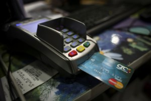 Επικουρική ασφάλιση: Πώς θα λειτουργεί ο νέος "ατομικός κουμπαράς" για τους ασφαλισμένους