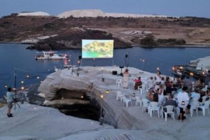 Daily Mail: Αυτά είναι τα 10 ελληνικά νησιά που προτιμούν περισσότεροι οι τουρίστες - εικόνα 2