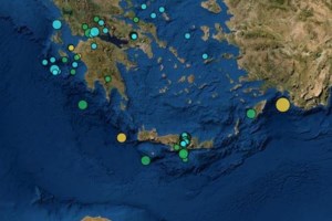 Χειροπέδες στους ληστές με τις μάσκες: Σε ποιες υποθέσεις εμπλέκονται οι κακοποιοί με τα καλάσνικοφ [Βίντεο]