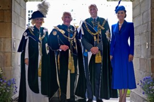 Όταν η Πίπα Μίντλετον σνόμπαρε τη Μέγκαν Μαρκλ: Η μεγαλειώδης εμφάνιση που έμεινε στην ντουλάπα - εικόνα 5