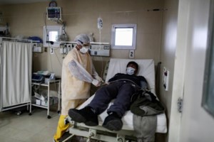 Ιστορική αλλαγή στην Αργεντινή: Εγκρίθηκε το νομοσχέδιο που νομιμοποιεί τις αμβλώσεις [εικόνες]