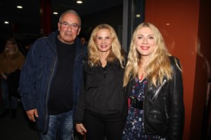 Σμαράγδα Καρύδη: Το γυμνό εξώφυλλο που την εξαγρίωσε - "Έπαθα τρέλα και έβριζα" [Βίντεο]