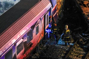 Τραγωδία στα Τέμπη: "Συγγνώμη που έζησα" – Συγκλονίζει η Ελίνα που σώθηκε από το μοιραίο τρένο