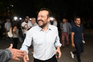 Financial Times για την εκλογή Κασσελάκη: "Οι Έλληνες αριστεροί εκλέγουν πρώην συνεργάτη της Goldman Sachs ως αρχηγό" - εικόνα 2