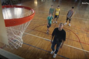 Διαμαντίδης για το τρίποντο του Σπανούλη στο "αντίο" του: "Ήταν δύσκολο με τσάκισε που το έβαλε ο κερατάς- Η τέλεια κηδεία" - εικόνα 2