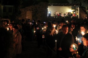 Οπου... φύγει, φύγει οι Αθηναίοι:  Χαμός σε λιμάνια, δρόμους, αεροδρόμια - Πάσχα στο χωριό μετά από δύο χρόνια καραντίνα - εικόνα 2