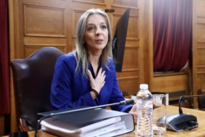 ΟΠΕΚΕΠΕ: Κόντρα ΠΑΣΟΚ - ΝΔ - "Υπάρχει δικό τους στέλεχος που έχει κερδίσει το λαχείο;" - εικόνα 4