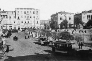 Κύπρος: Οι ανομολόγητοι βιασμοί της τουρκικής εισβολής το 1974 - "Φορούσα συνέχεια τα ρούχα της γιαγιάς για να φαίνομαι γριά"