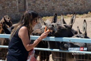 Μεγάλη διάκριση για Μήλο και Πάρο: Μια ανάσα από την κορυφή στη λίστα του περιοδικού Travel and Leisure