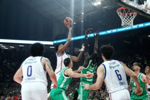 Εφές – Παναθηναϊκός 77-81: Break στο break οι "πράσινοι" και ανέκτησαν το πρώτο χέρι για την πρόκριση στο Final-4