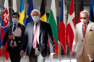 Κοινοβούλιο Αίγυπτου: Έτοιμο να δώσει το "πράσινο φως" στον Σίσι για τη δυνατότητα στρατιωτικής επέμβασης στη Λιβύη - εικόνα 2