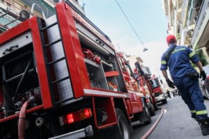 Χίος: Τούμπαρε πυροσβεστικό όχημα που πήγαινε σε φωτιά - Δύο τραυματίες - εικόνα 2