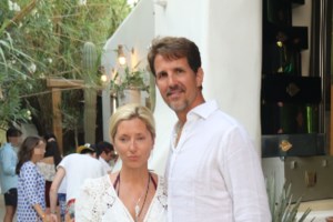 Έλενα Κουντουρά: Η σπάνια εμφάνιση με τον σύζυγό της - Θρύλο του μπάσκετ και πρώην εκδότη - εικόνα 6