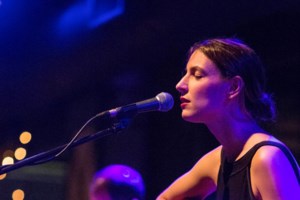 Ορκωμοσία "μασκοφόρων": Εκλεψαν την παράσταση Κατερίνα Σακελλαροπούλου και Ζωή Ράπτη [εικόνες]