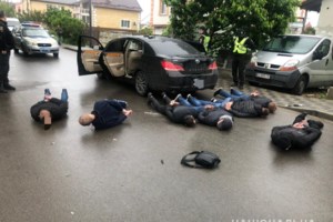 Κύκλωμα εκβιαστών,προστασίας οίκων ανοχής και παράνομων λεσχών ξέπλενε "μαύρο" χρήμα 1 εκατ. ευρώ ημερησίως